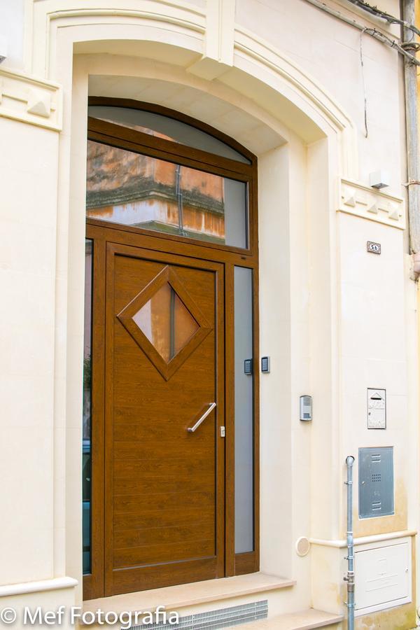 Miklu Luxury Suite Лечче Экстерьер фото
